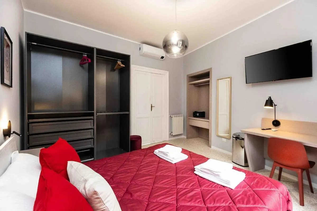 Апартаменты Iron Flat Spagna Steps Рим