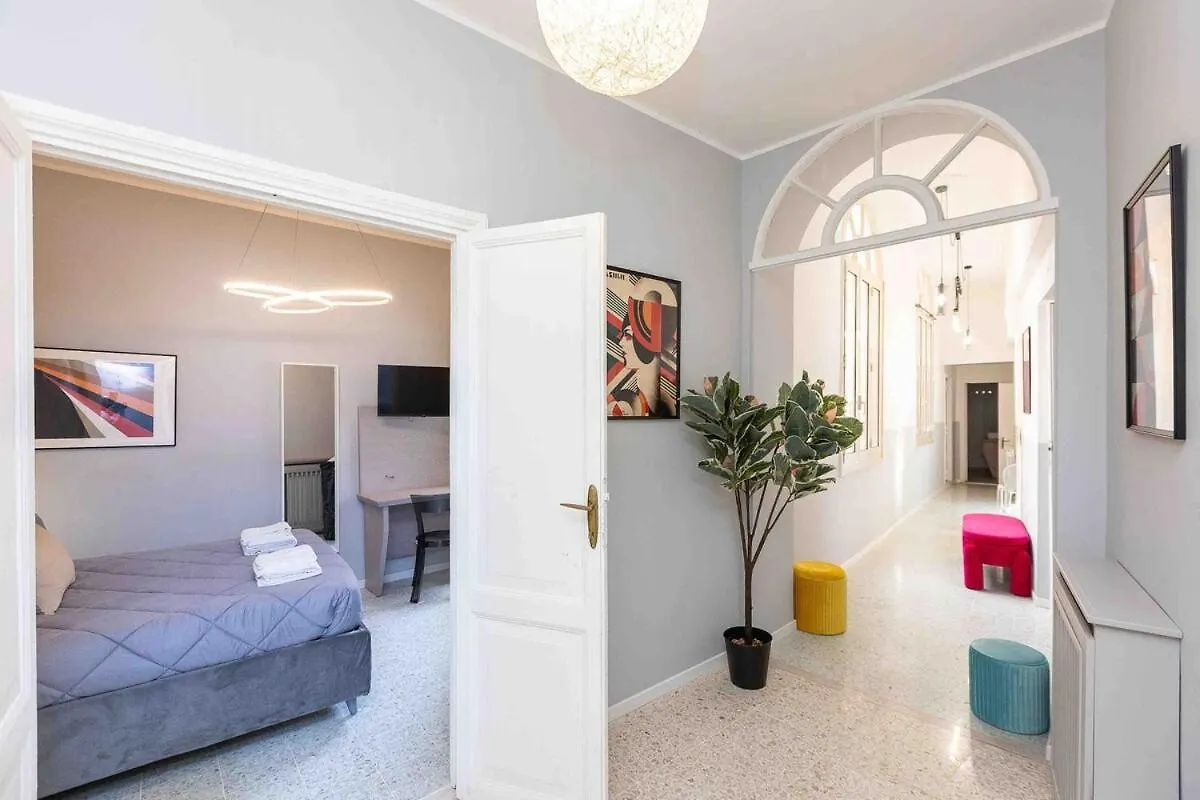 Апартаменты Iron Flat Spagna Steps Рим Италия